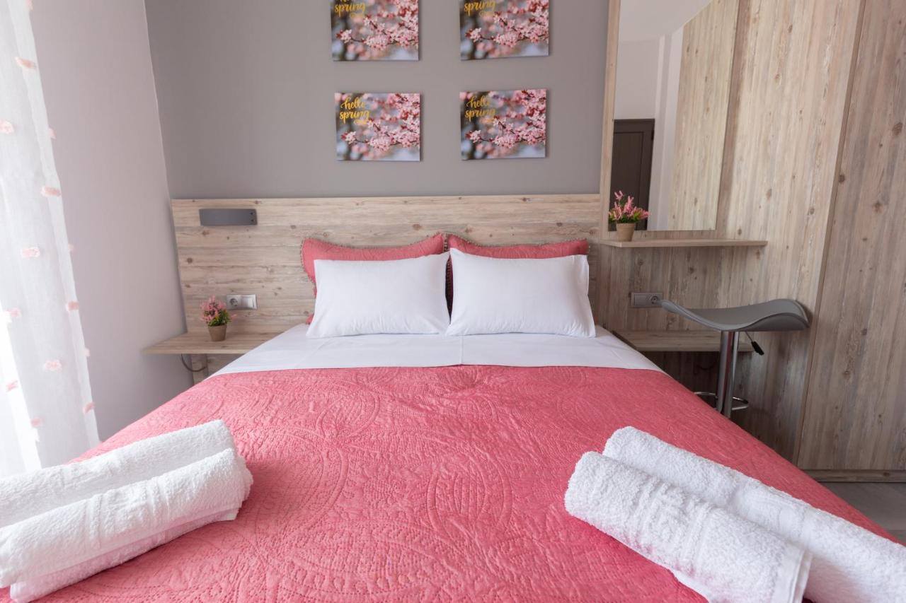 Golden Seaside 3 Apartment Nea Roda