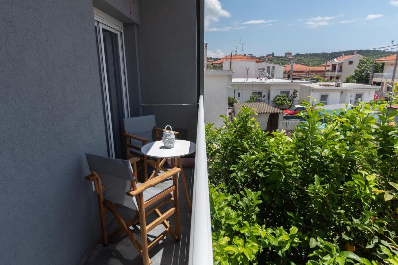 Golden Seaside 3 Apartment *