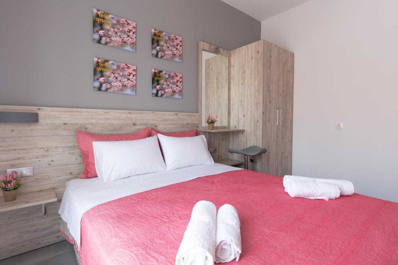 Golden Seaside 3 Apartment Nea Roda