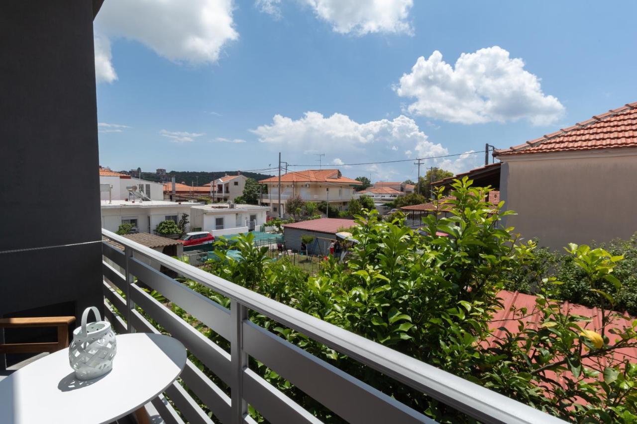 Golden Seaside 3 Apartment Nea Roda